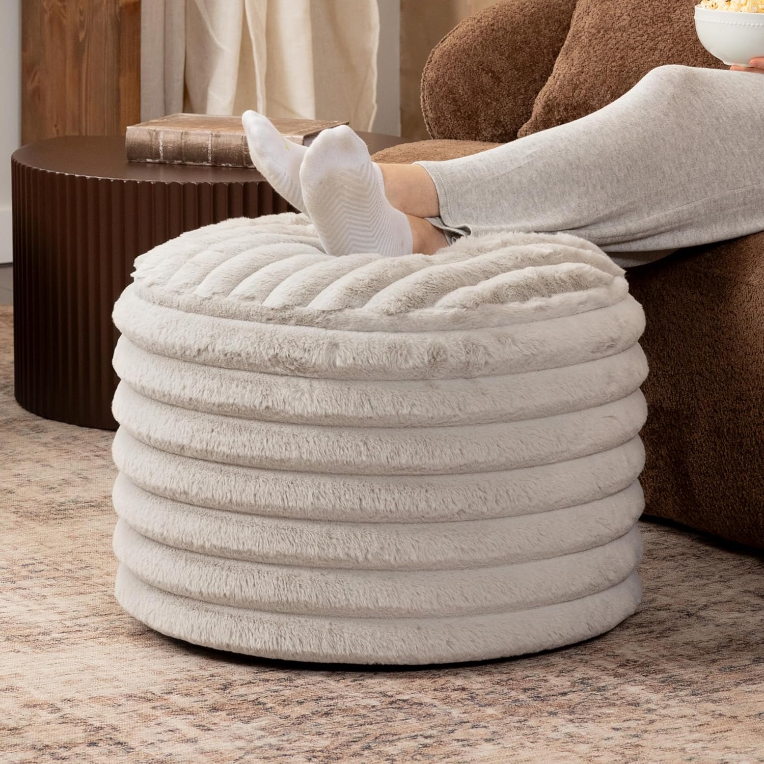 Round Faux Fur Ottoman Pouf