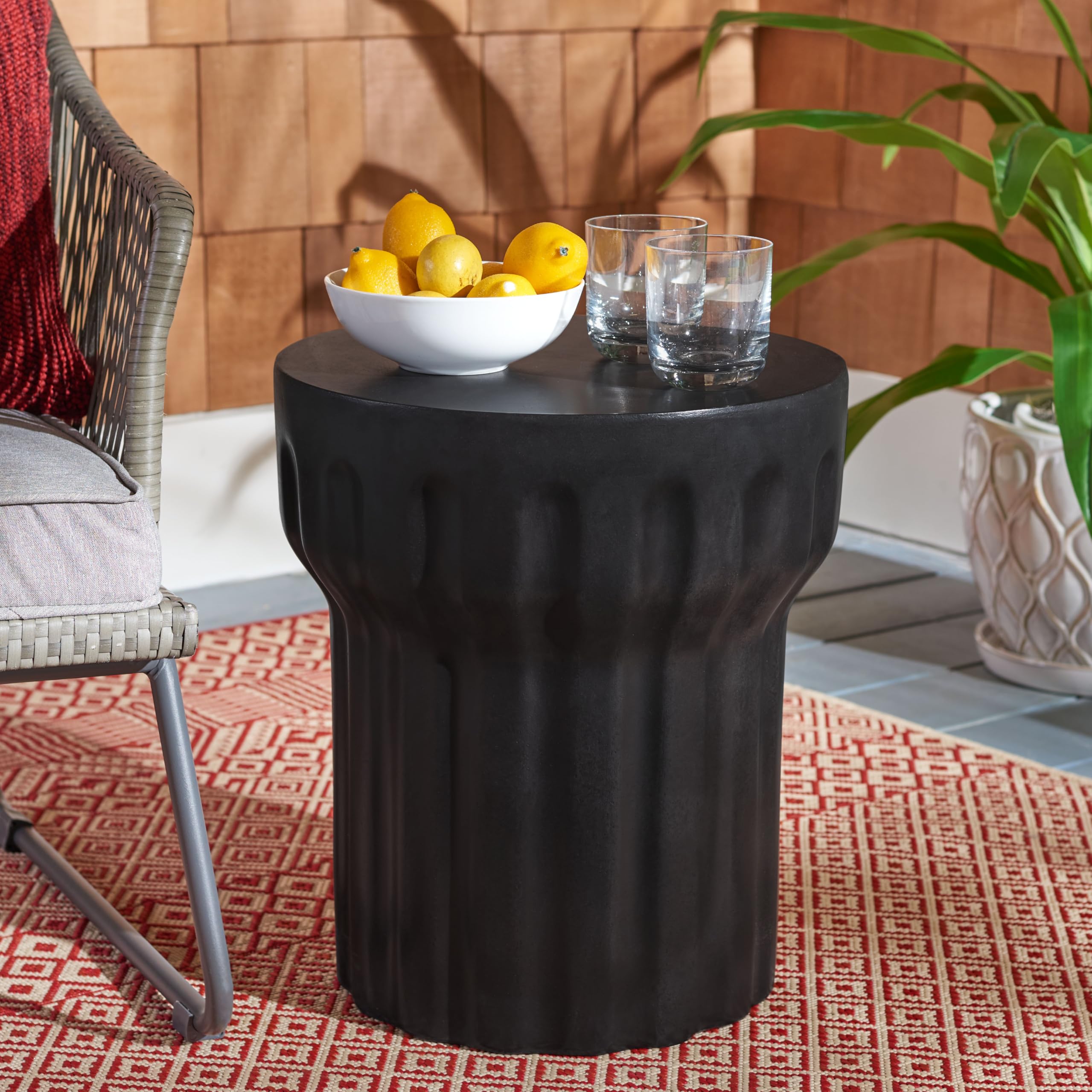 Modern Concrete Round Accent Table - Black