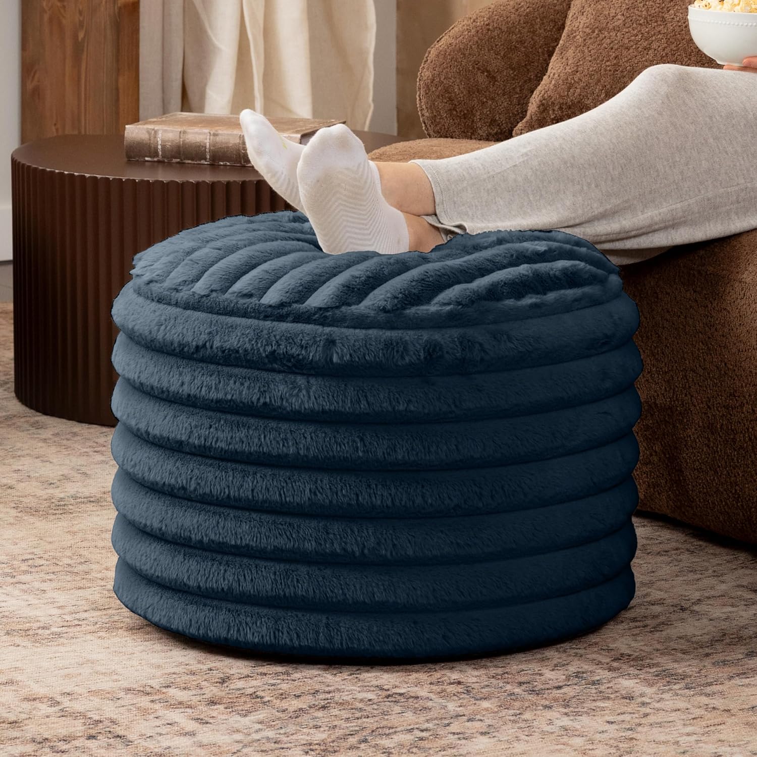Round Faux Fur Ottoman Pouf