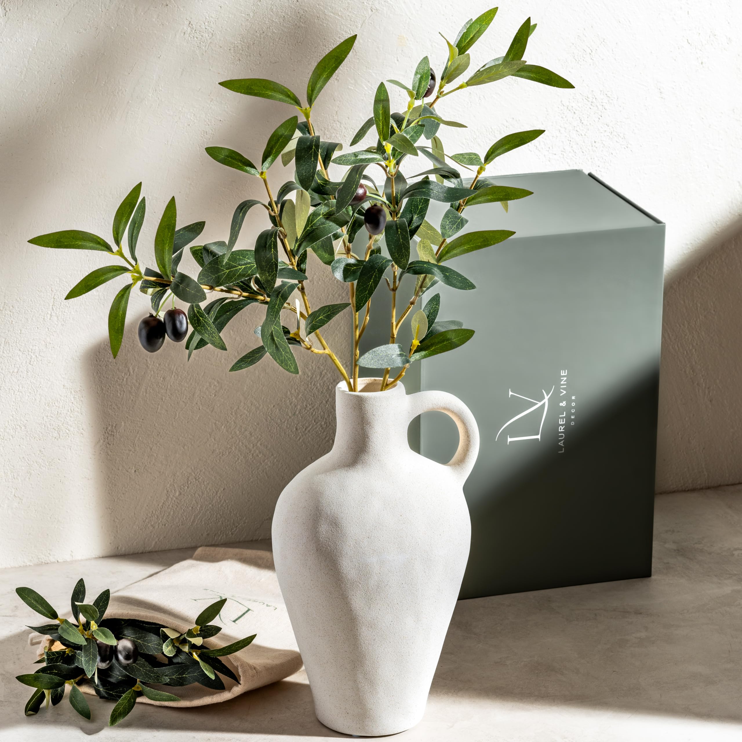 Textured Ceramic Vase with Olive Branches Gift Set
